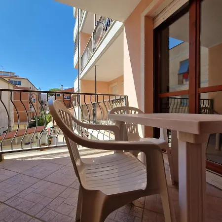 Hotel apartamentowy Lola Piccolo Hotel E Appartamenti