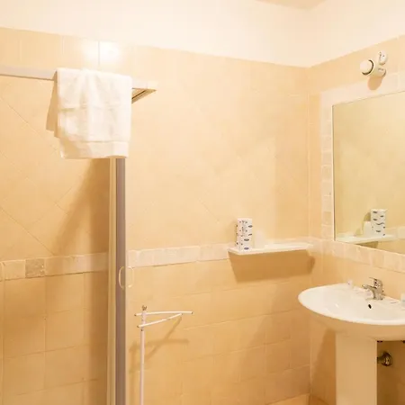 Lola Piccolo Hotel E Appartamenti Hotel apartamentowy