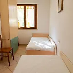 Lola Piccolo Hotel E Appartamenti Ξενοδοχείο με διαμερίσματα 3*